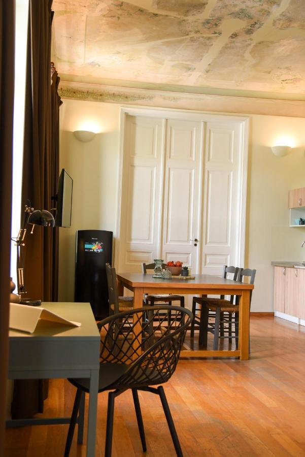 Neoclassical Athens Residence Bagian luar foto